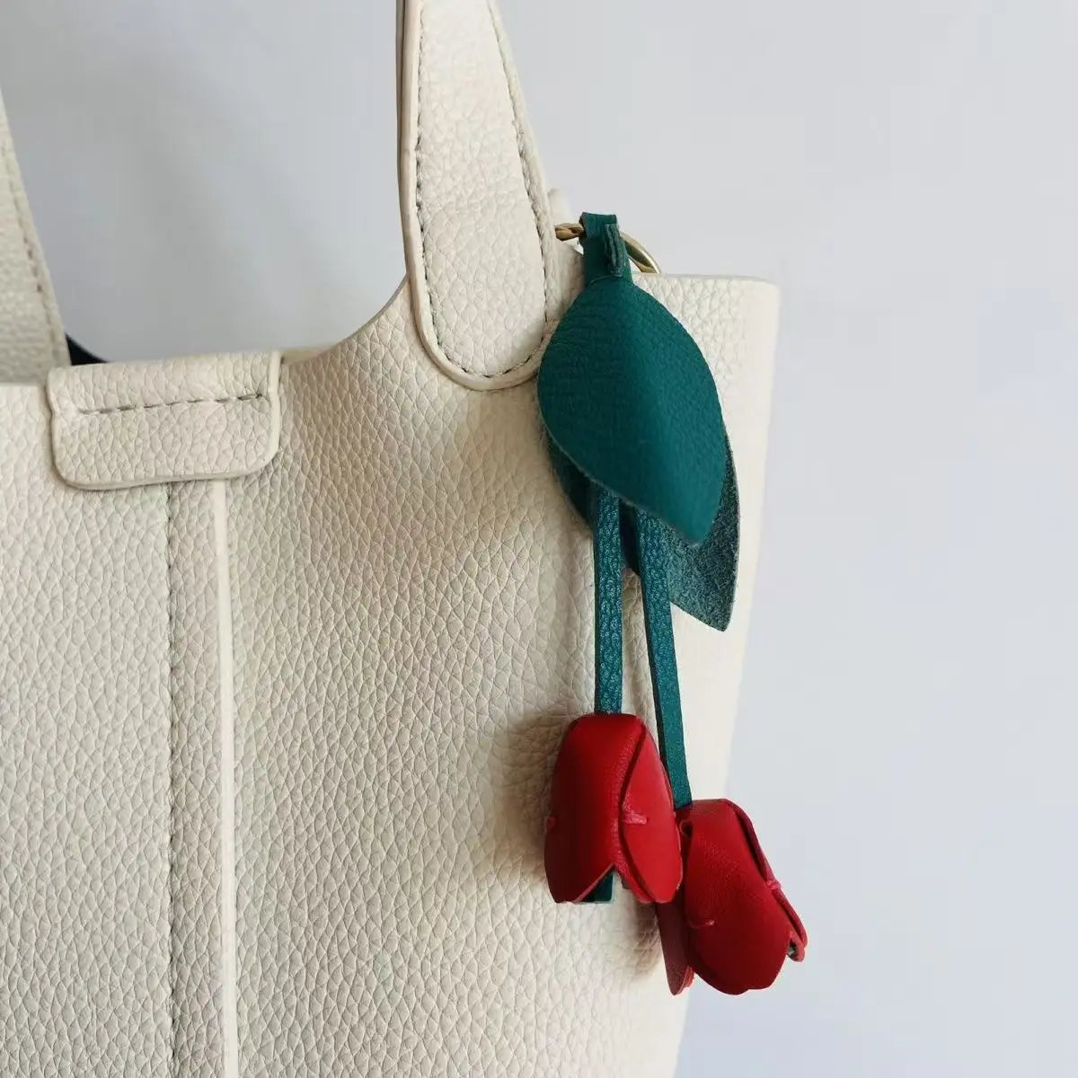 Valentine's Tulip Leather Keychain Gift | French Lambsskin Engravable Pendant | Luxury Jewelry for Her