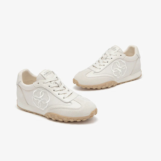 Embroidery Design Round Toe Solid Color Lace up  Casual Sneakers