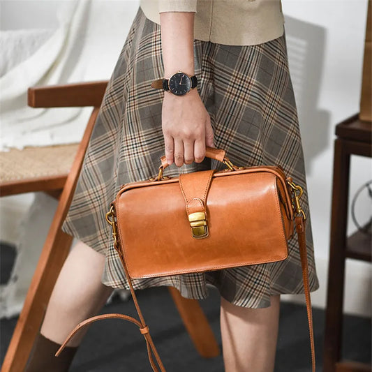 The Saffron Vintage Shoulder Bag