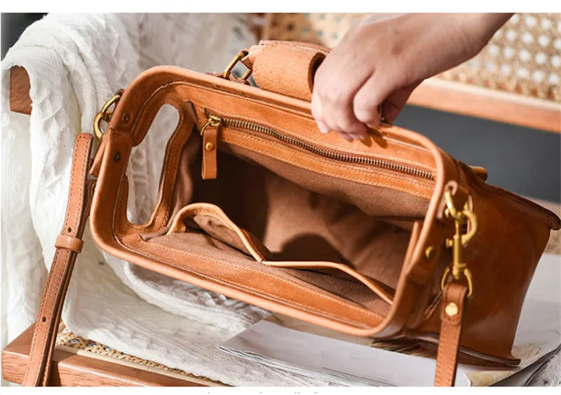 The Saffron Vintage Shoulder Bag