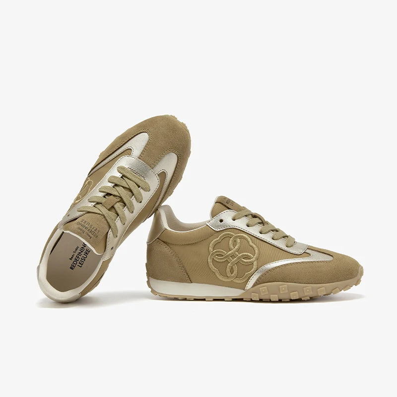 Embroidery Design Round Toe Solid Color Lace up  Casual Sneakers